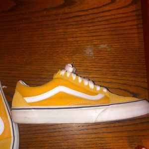 never worn vans. size 9
